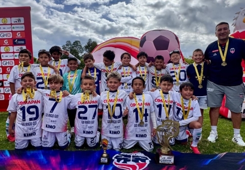 FORTALEZA CAMPEÓN DE LA DIVISIÓN A DE LA LIGA DE F+UTBOL DE BOGOTÁ